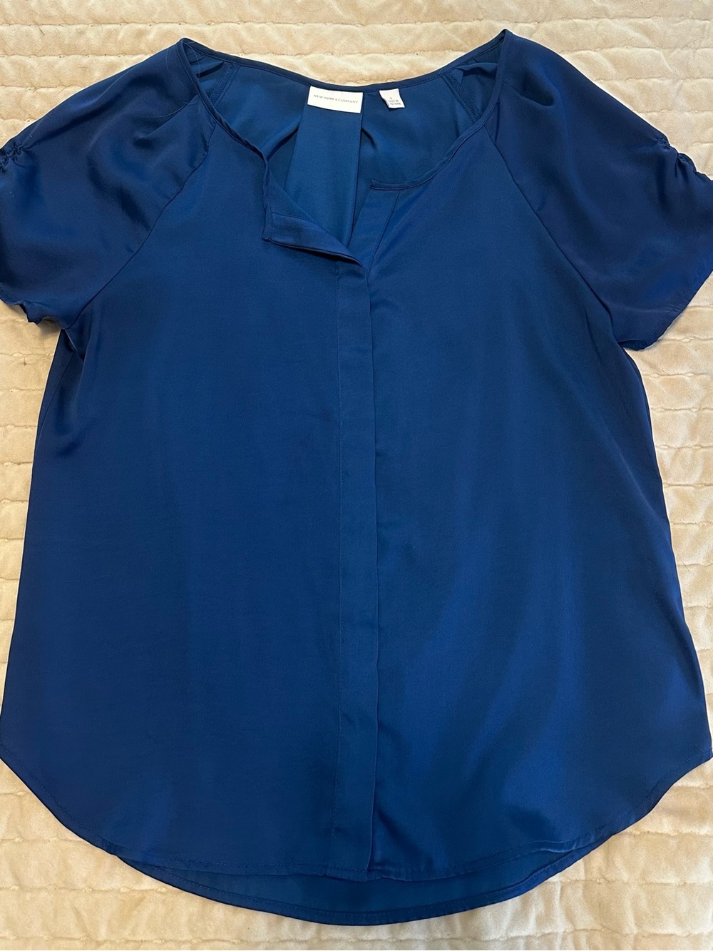 Women's Navy Short-Sleeve Blouse - Classic V-Neck